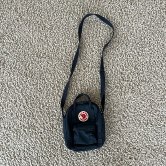 Fjallraven Bags Fjallraven Kanken Mini Crossbody Purse In Perfect